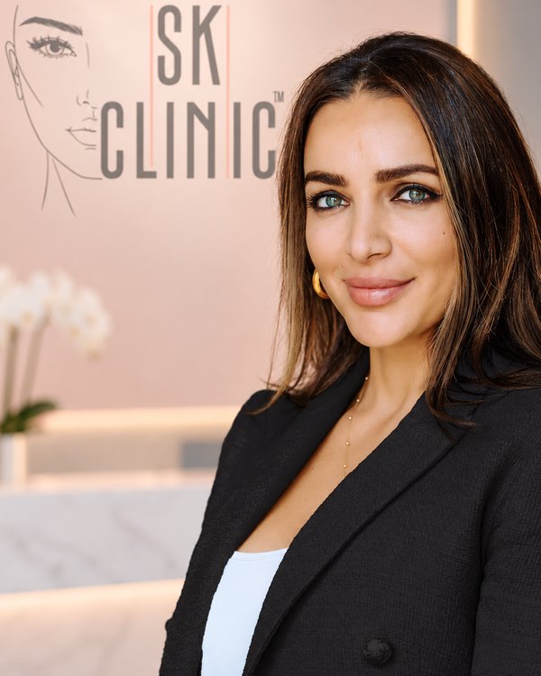 Lucia, Riaditeľka kliniky, spolumajiteľka